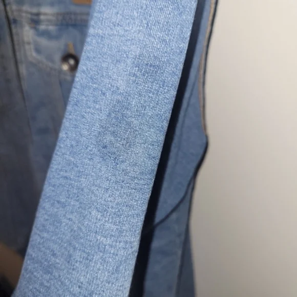 Men’s Small Reseller Bundle 4pc Volcom FILA Ben Sherman Y2K Mod Indie Lot - Picture 15 of 15